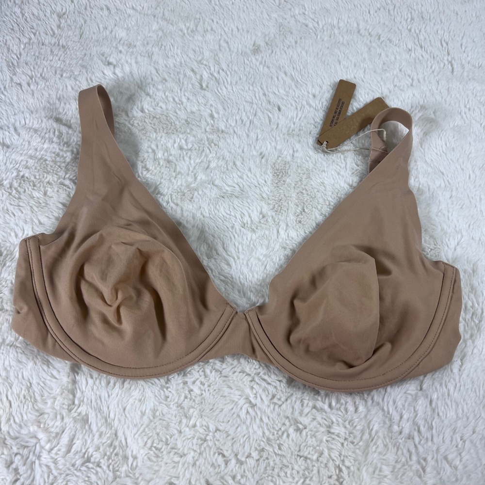 SKIMS Lightweight Underwire Bra in Nude Tan